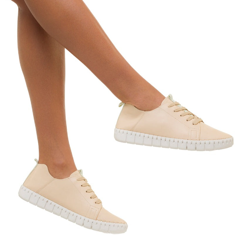 Sneakers comfort beige da donna P Soft