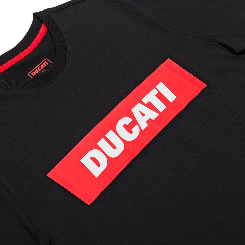 T-shirt nera con maxi-logo Ducati Corse Aron