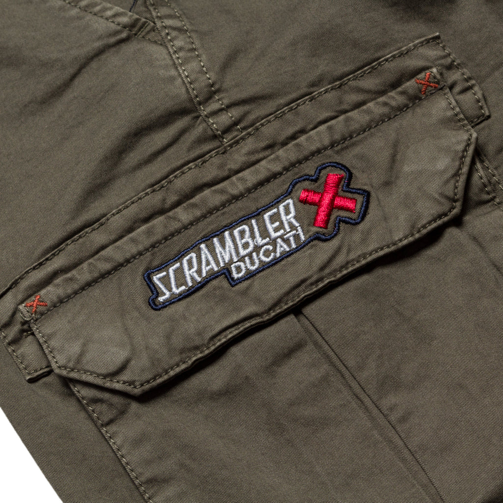 Pantaloncini bermuda verde militare da uomo con tasconi Scrambler Ducati X Cargo Shorts