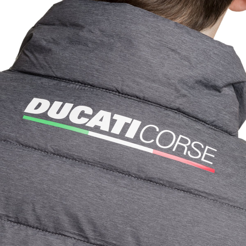 Piumino smanicato grigio con badge Ducati Corse Amer