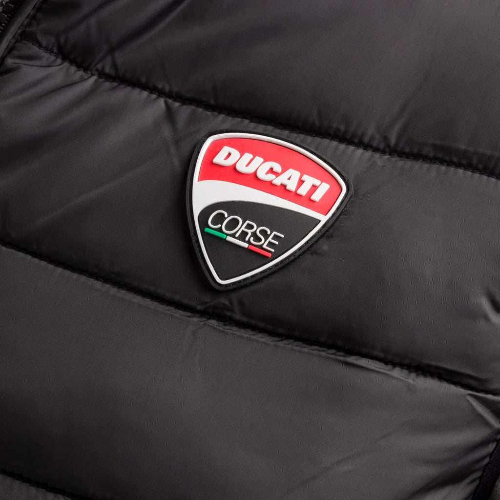 Piumino smanicato nero con badge Ducati Corse Amer