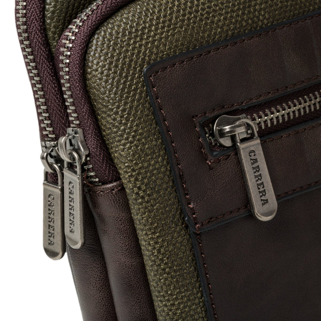Borsello marrone con logo in metallo Carrera Jeans Derby