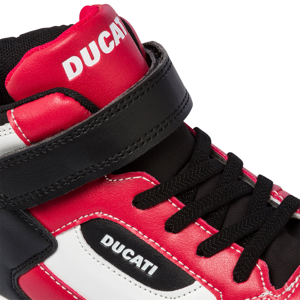 Sneakers alte rosse e nere da bambino con logo laterale Ducati