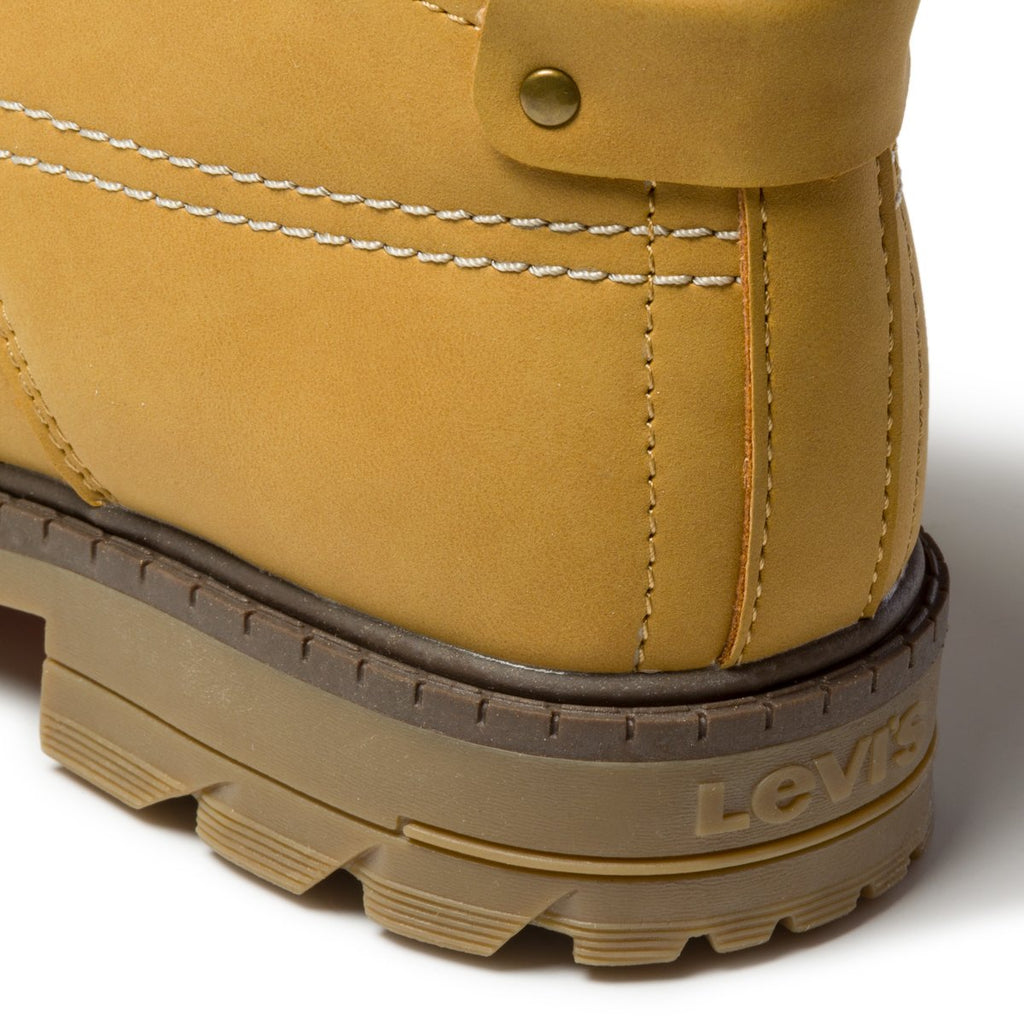 Scarponcini camel con colletto imbottito ed etichetta logata Levi's