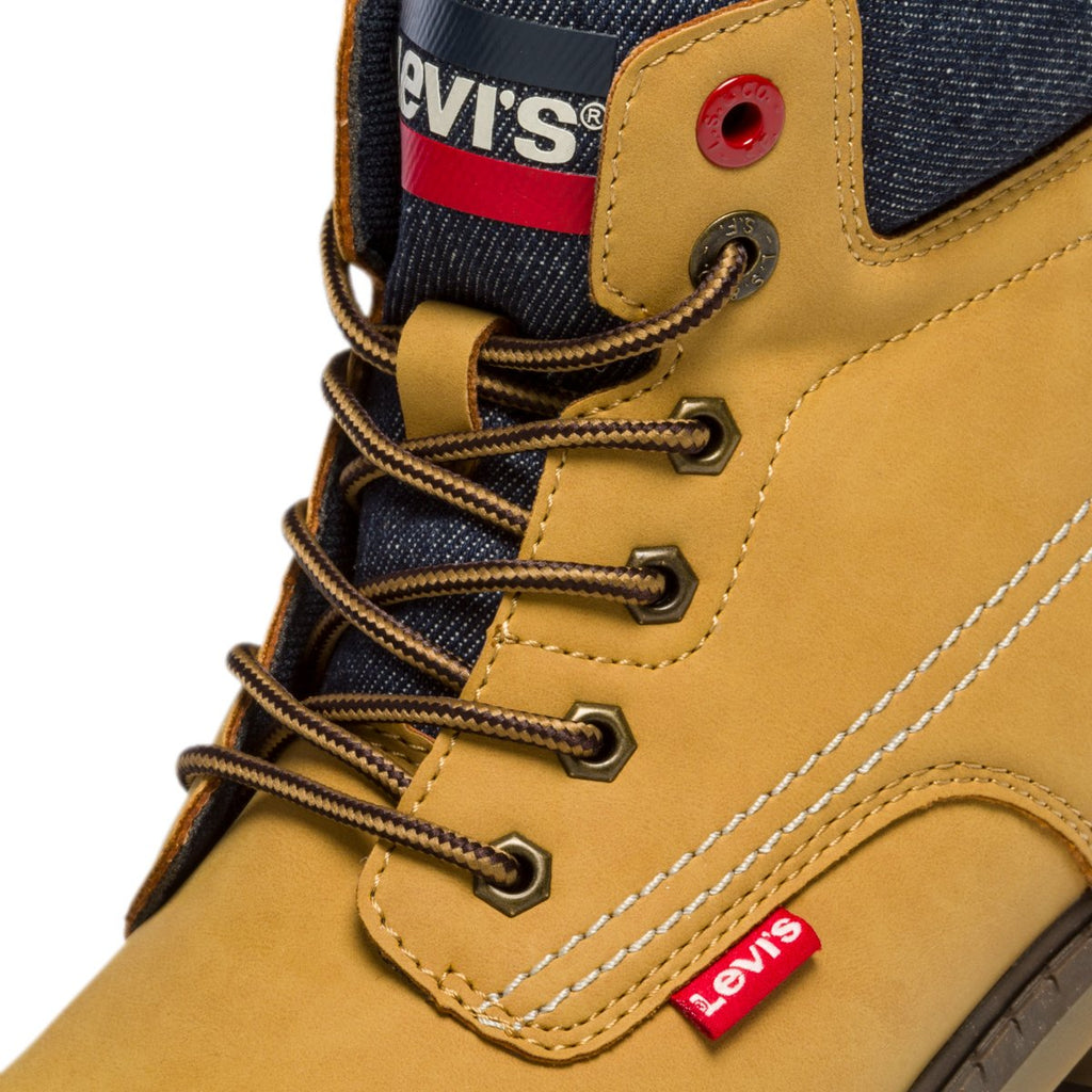Scarponcini camel con colletto imbottito ed etichetta logata Levi's