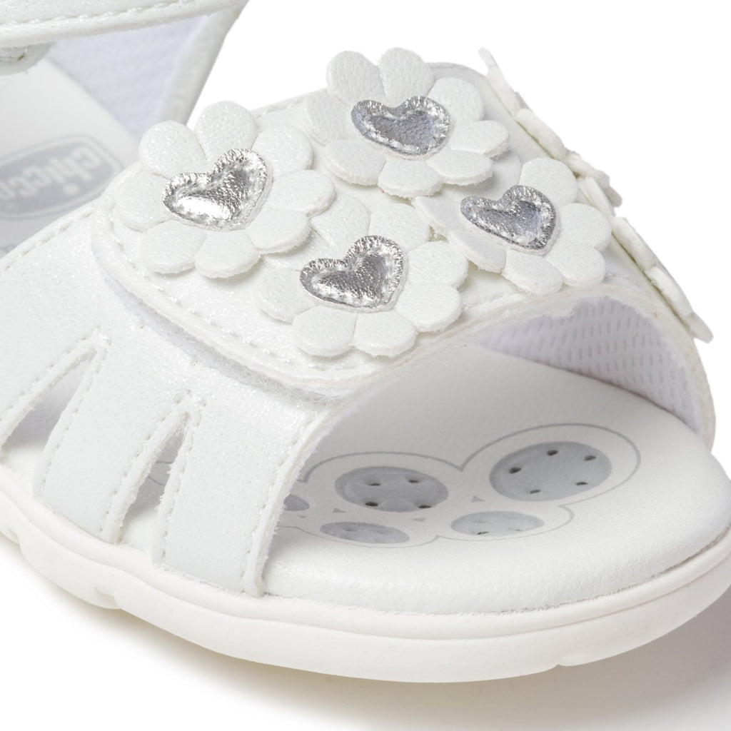 Sandali bianchi con fiori decorativi Chicco Giostra
