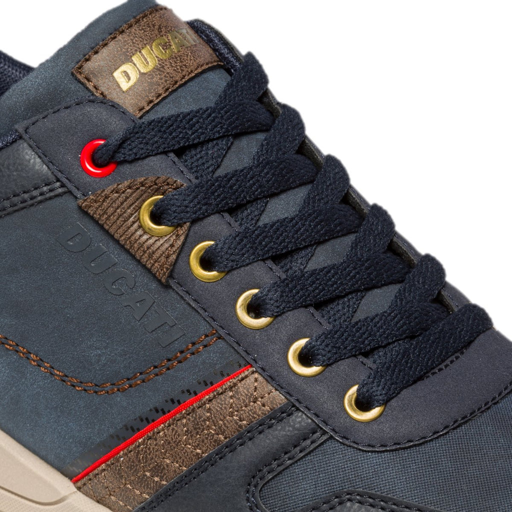 Sneakers blu navy con cuciture a contrasto e dettagli marroni Ducati