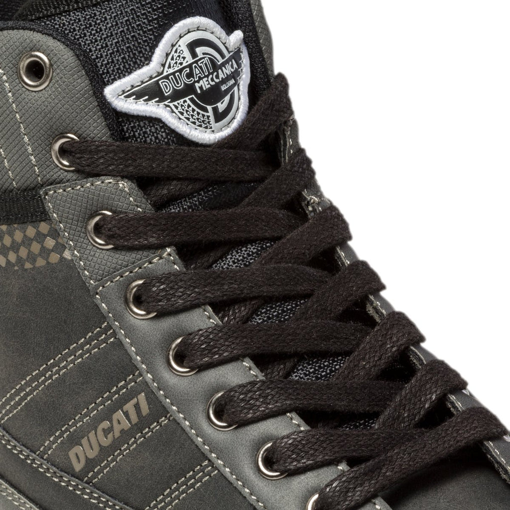 Sneakers alte grigie con patch logo sulla linguetta Ducati