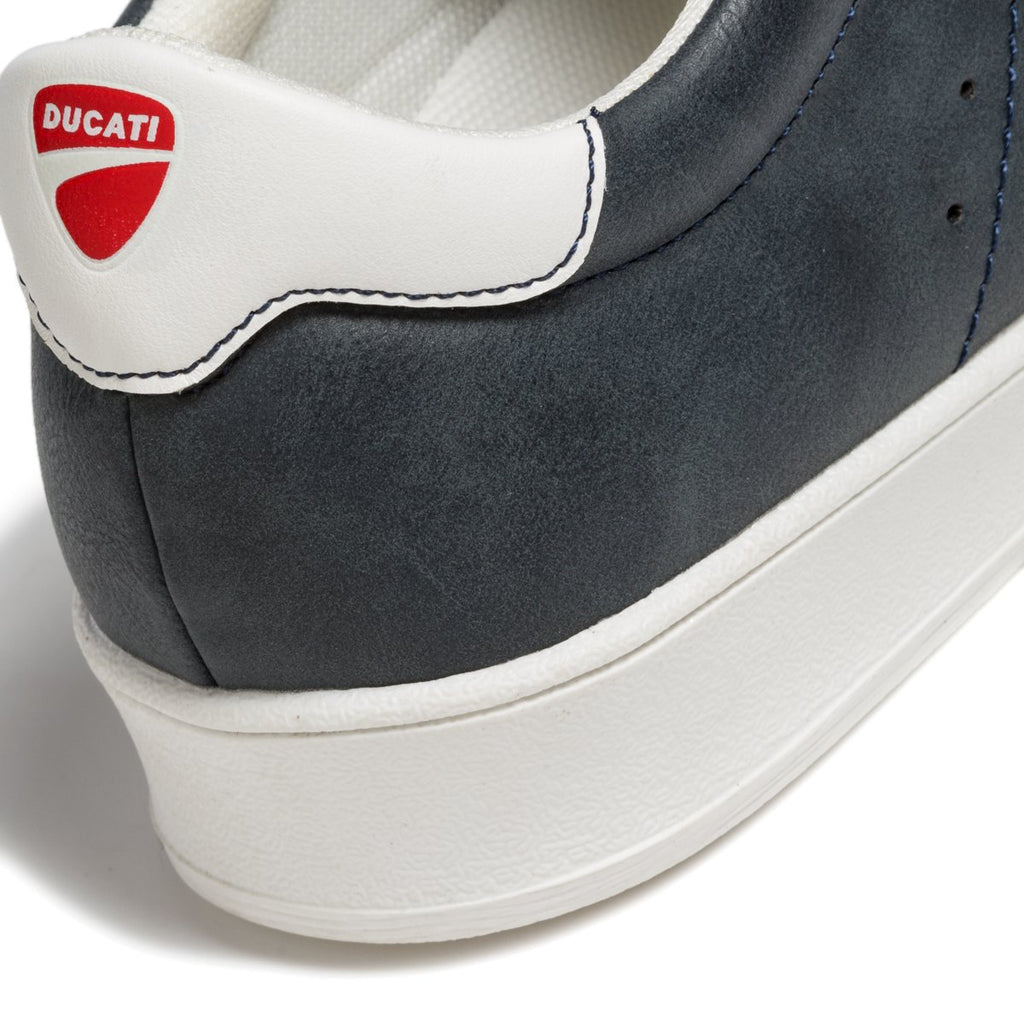 Sneakers blu navy con patch logo Ducati