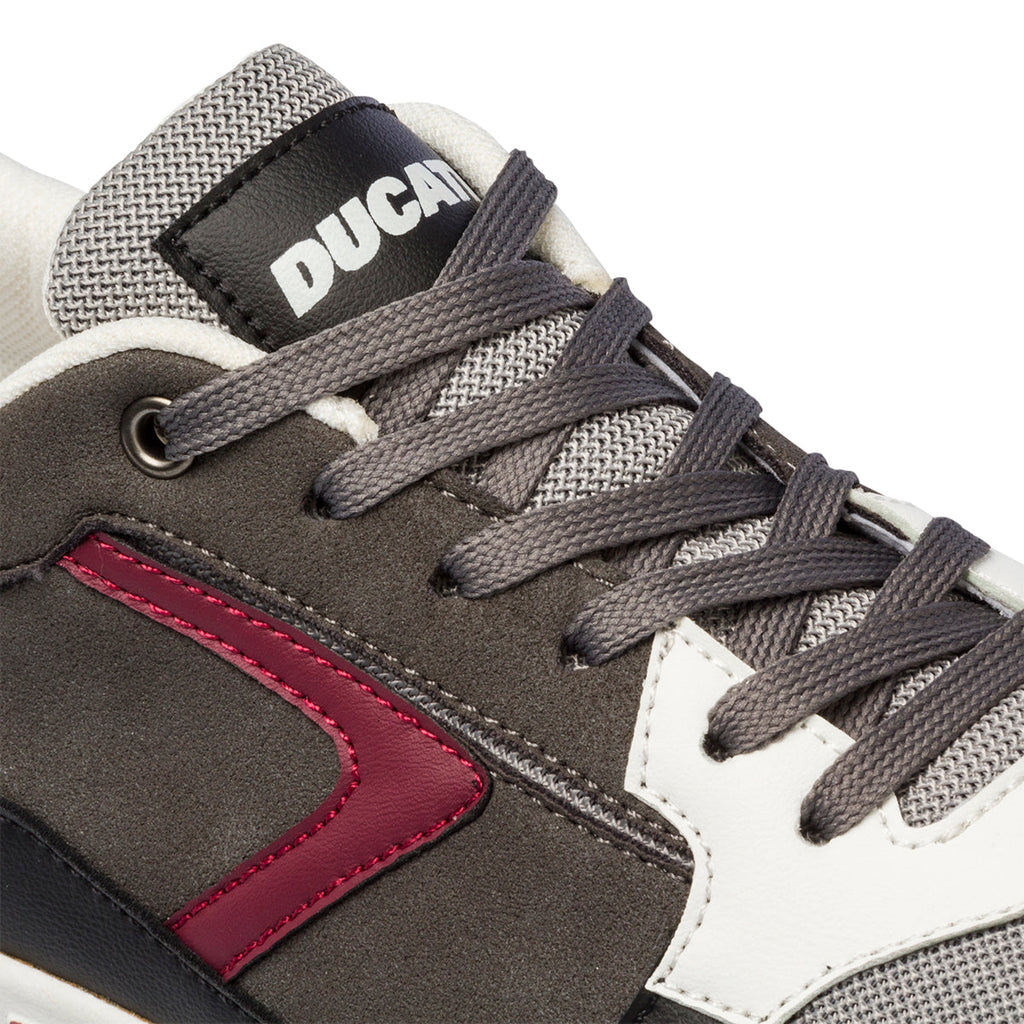 Sneakers grigie da uomo con logo sulla linguetta Ducati