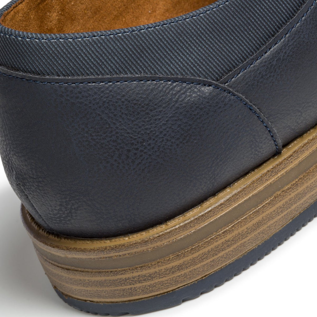 Stringate blu navy con lacci marroni Patrick