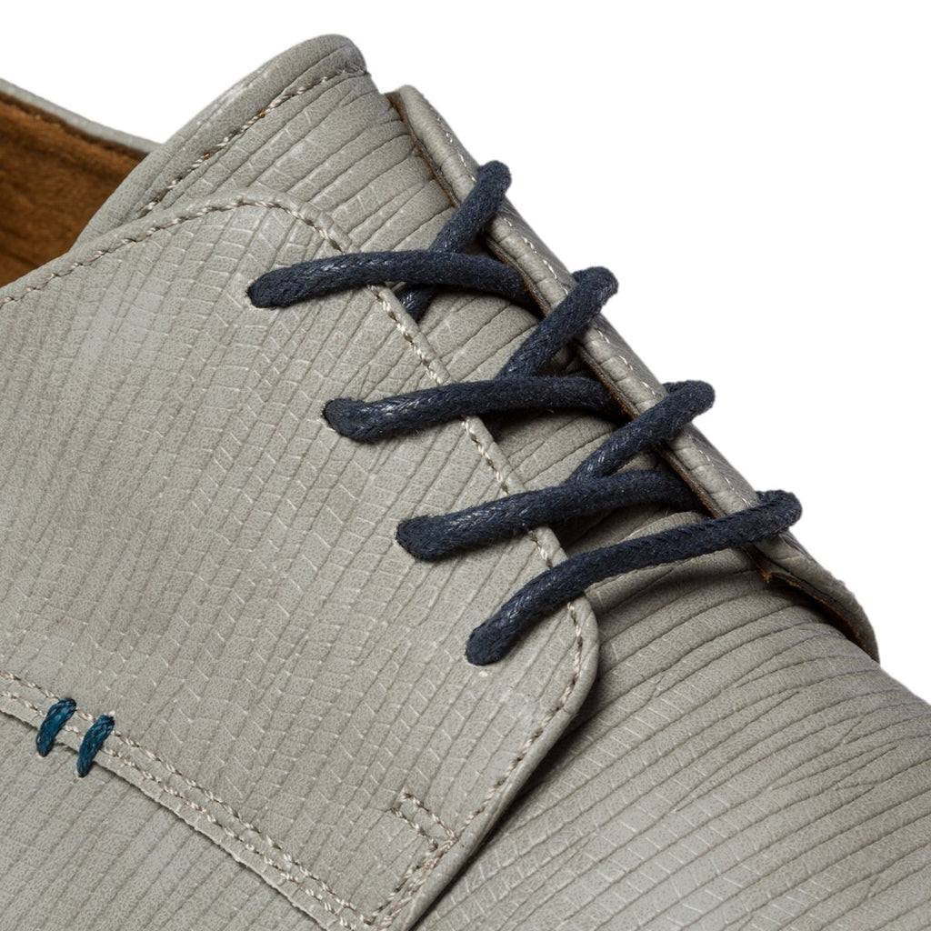 Stringate grigio chiaro con allacciatura Derby Patrick