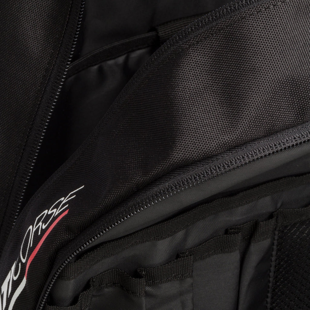 Zaino nero con badge Ducati Corse