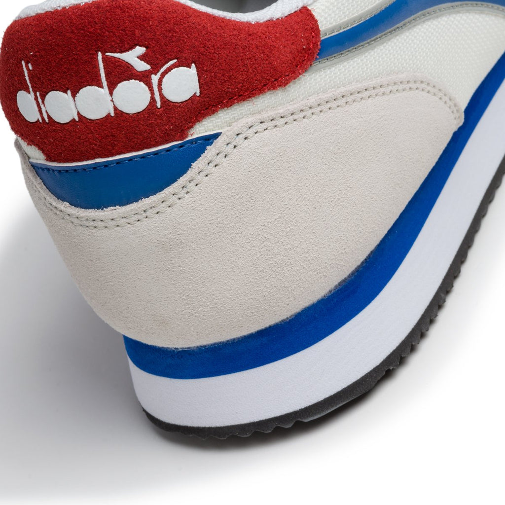 Scarpe da running bianche con logo a contrasto Diadora Simple Run