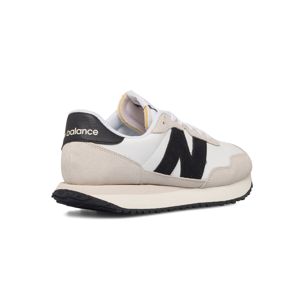 Sneakers bianche da uomo con maxi-logo New Balance 237