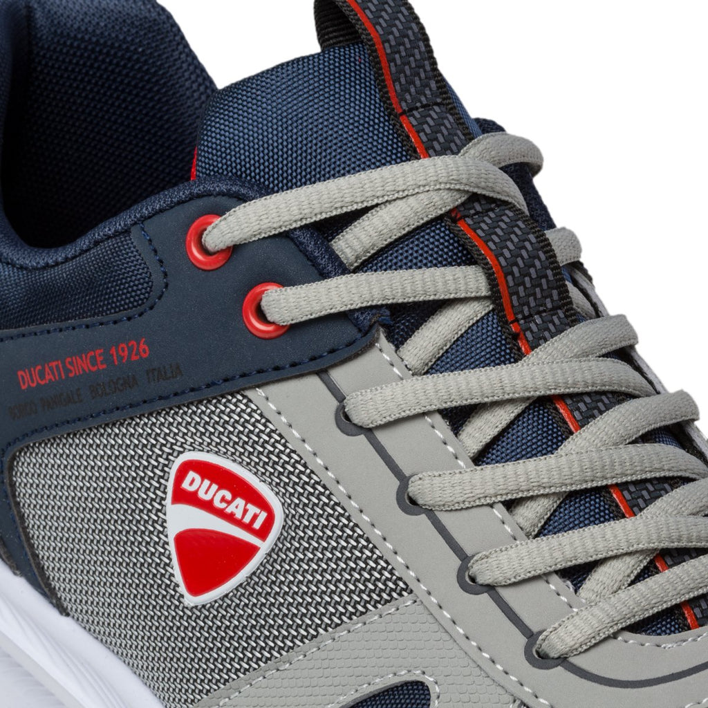 Sneakers grigie e blu in similpelle e tessuto con logo laterale Ducati Adrien