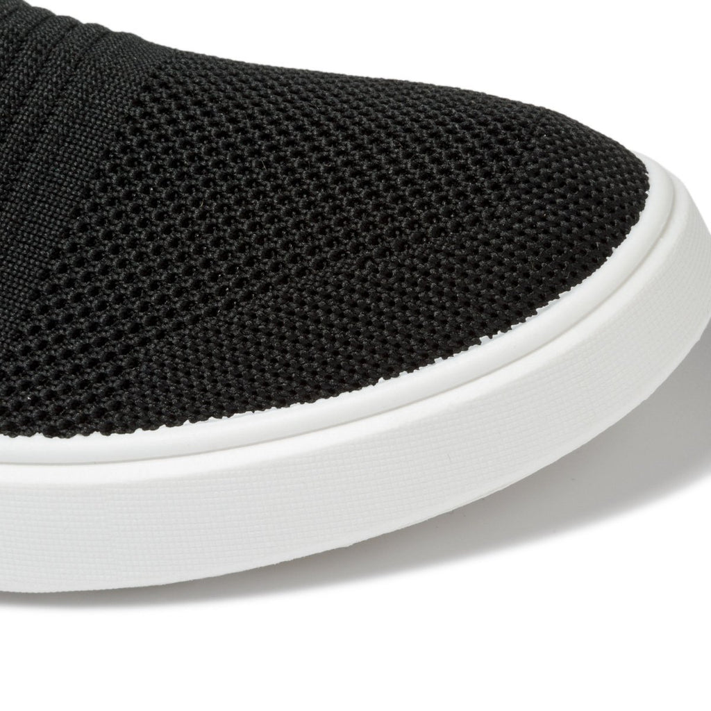 Sneakers slip-on nere in tessuto con colletto elasticizzato Lora Ferres