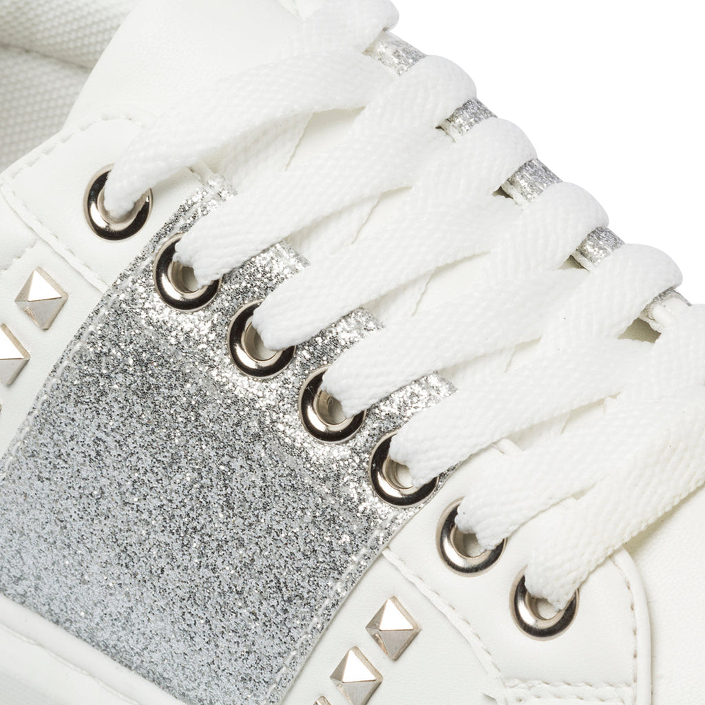 Sneakers da donna bianche con fascia glitter argento Lora Ferres