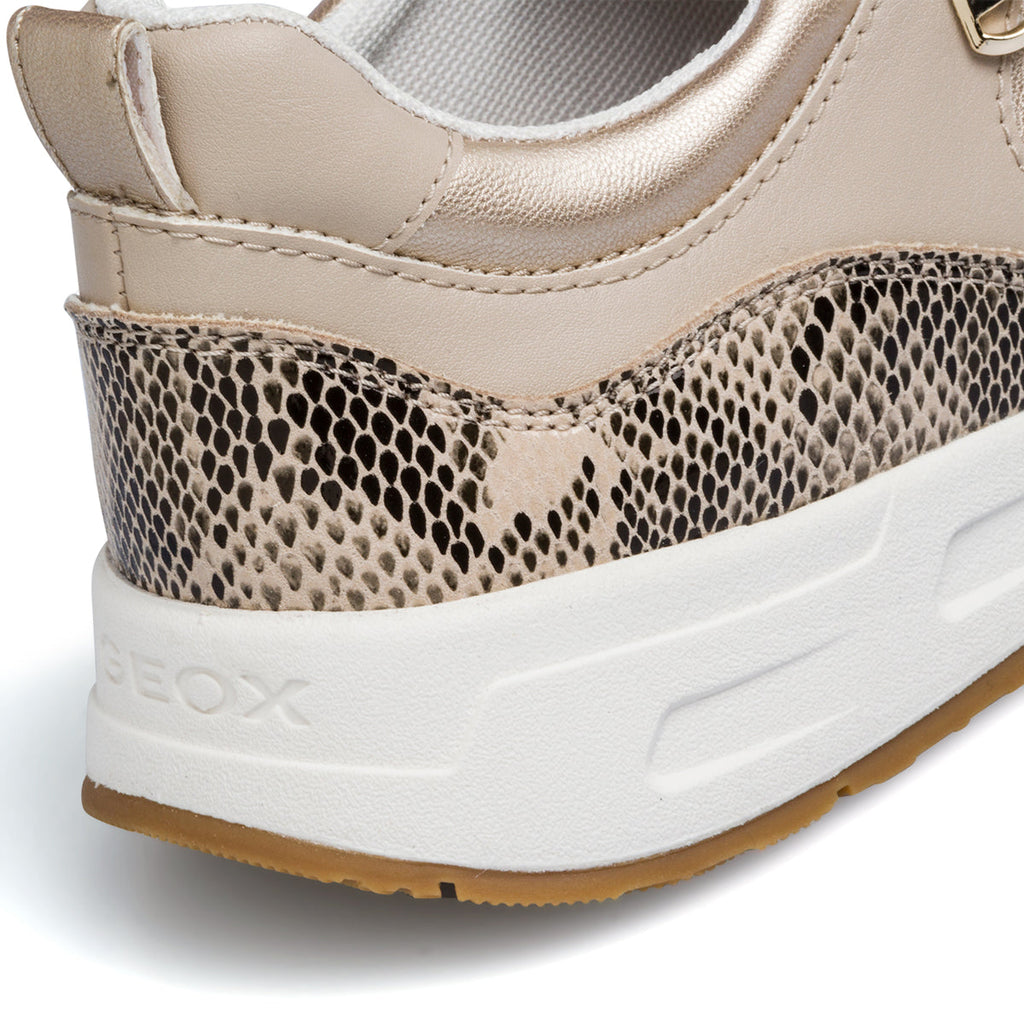 Sneakers beige con stampa pitonata Geox Bulmya