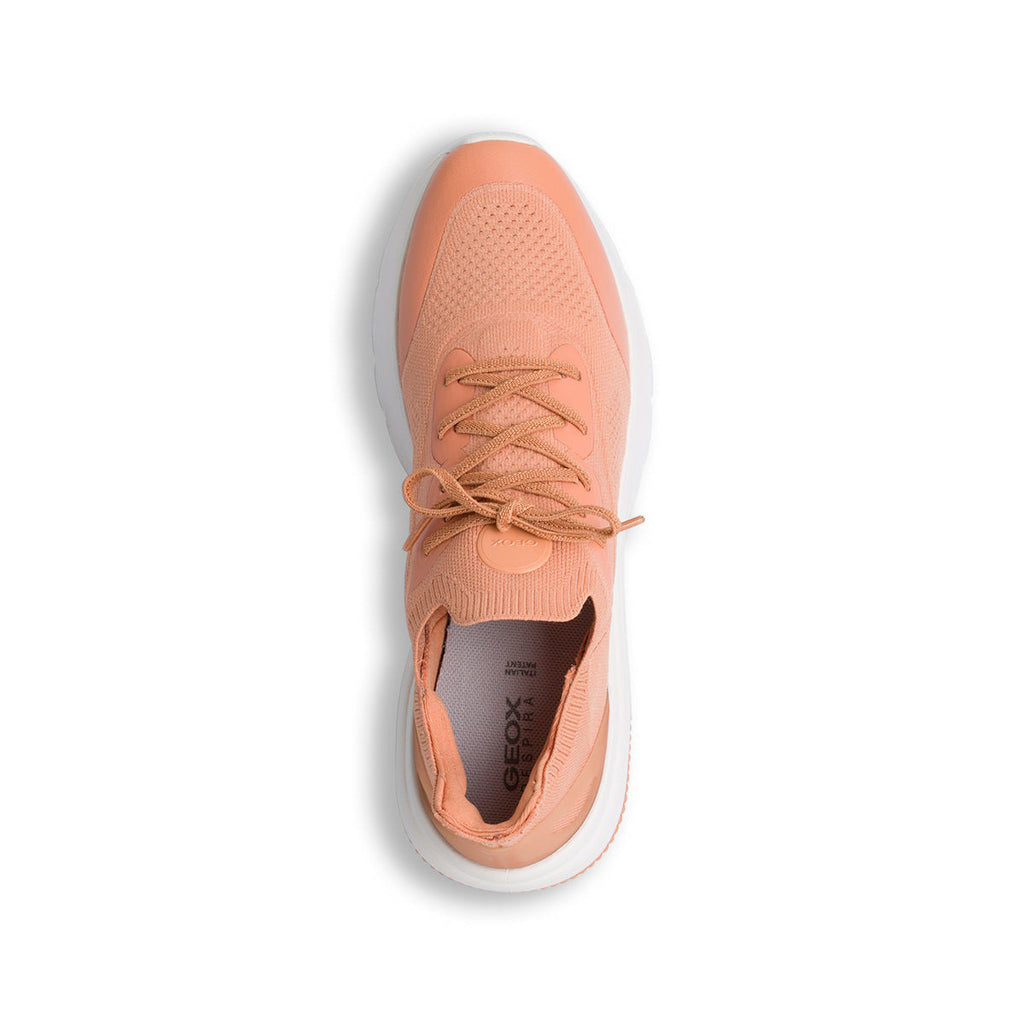 Sneakers color pesca da donna in tessuto knit Geox Spherica Actif