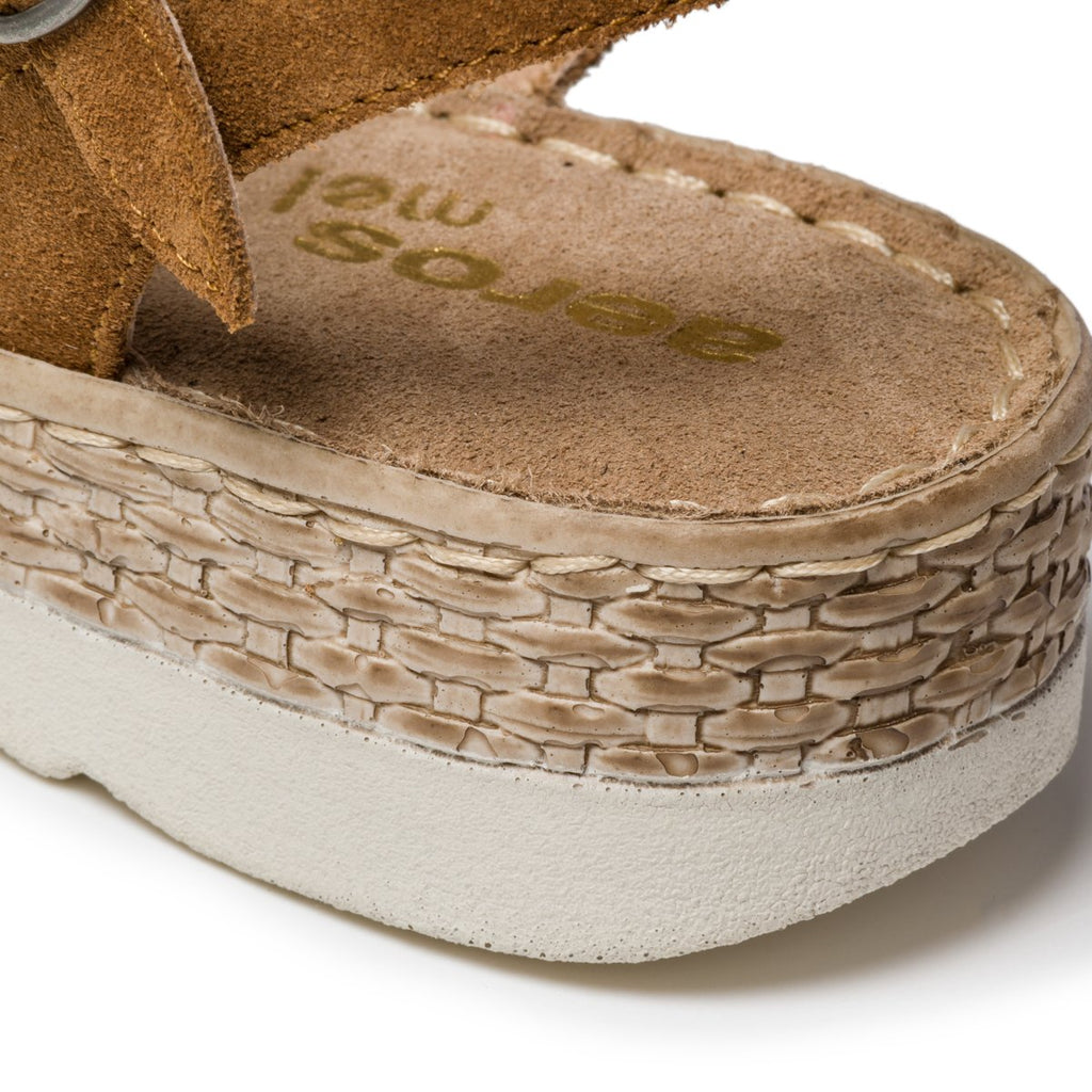Sandali taupe in pelle scamosciata con zeppa 3 cm Primopiano